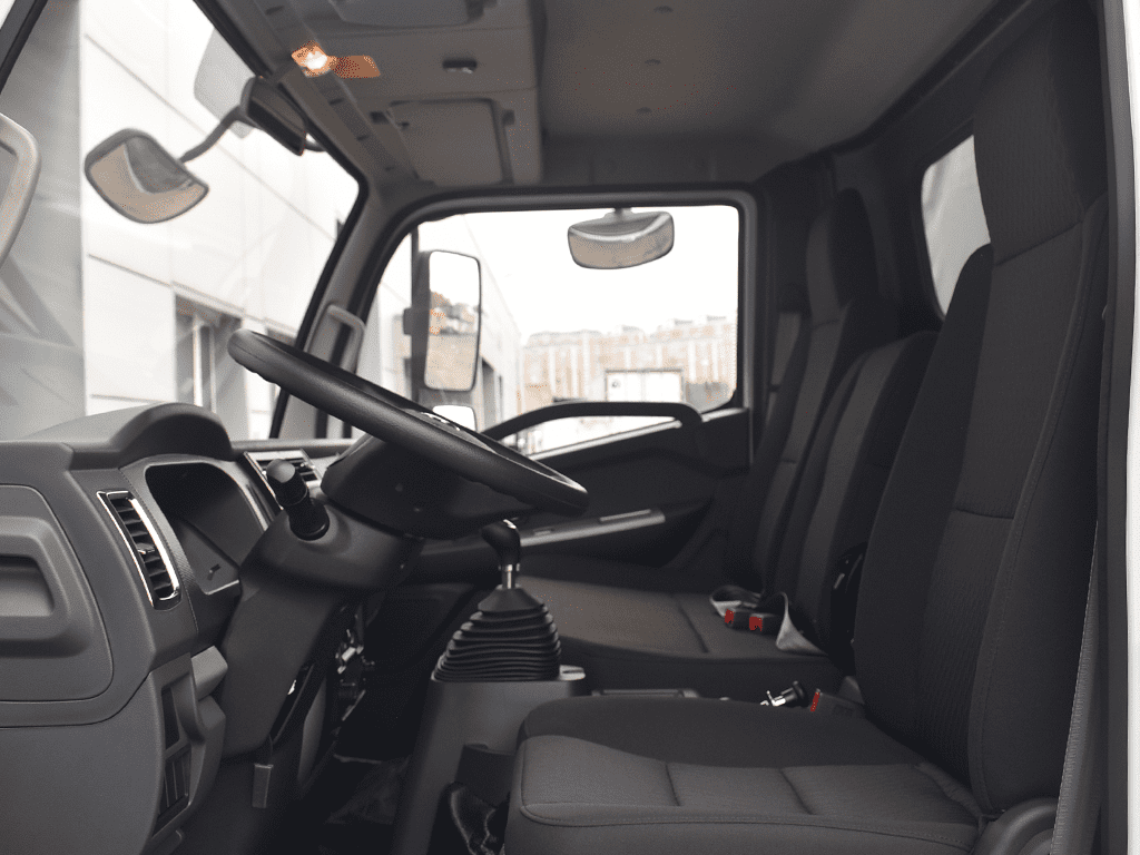 Тентованный фургон DongFeng Z55L